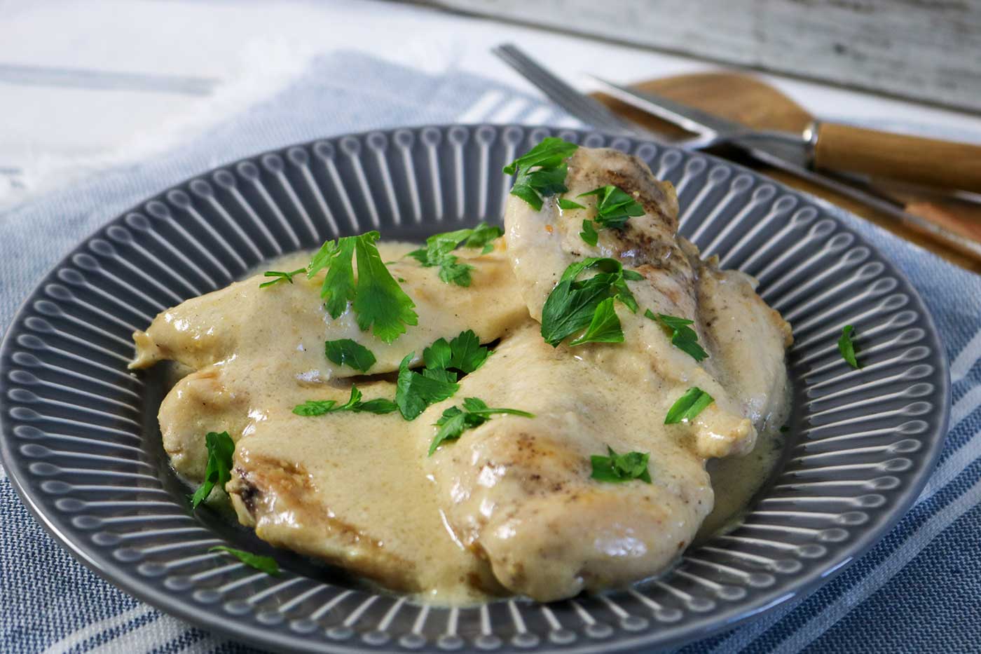 Keto-friendly Chicken in Peanut Butter Sauce Recipe