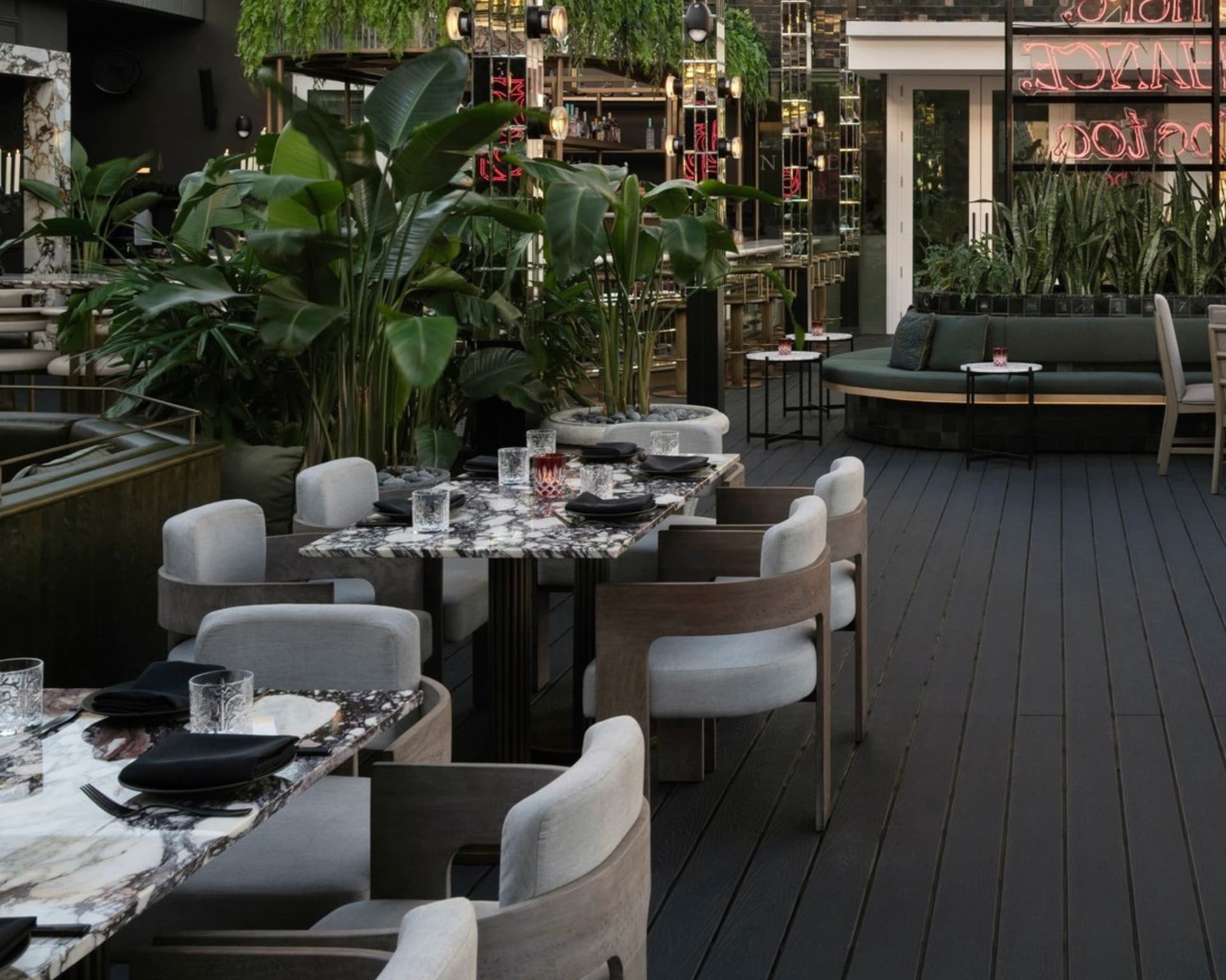 miami restaurants for large groups