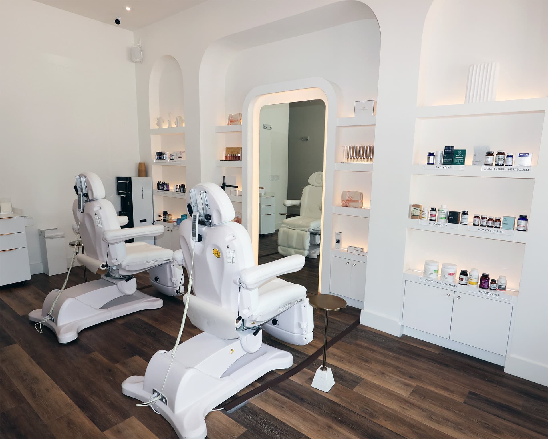 The Ultimate Guide to Microneedling in Miami: Four Distinctive Approaches to Skin Rejuvenation