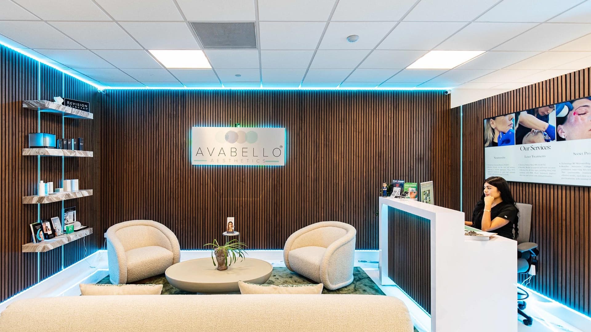 01 avabello reception