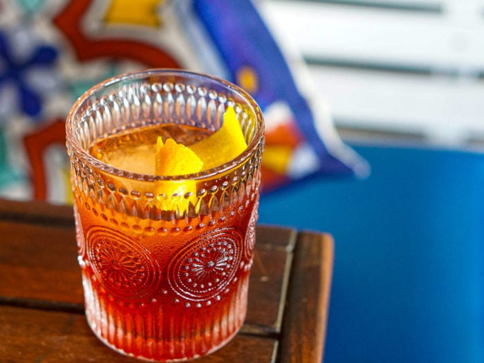 featured_Patio_Isola_Mezcal_Negroni