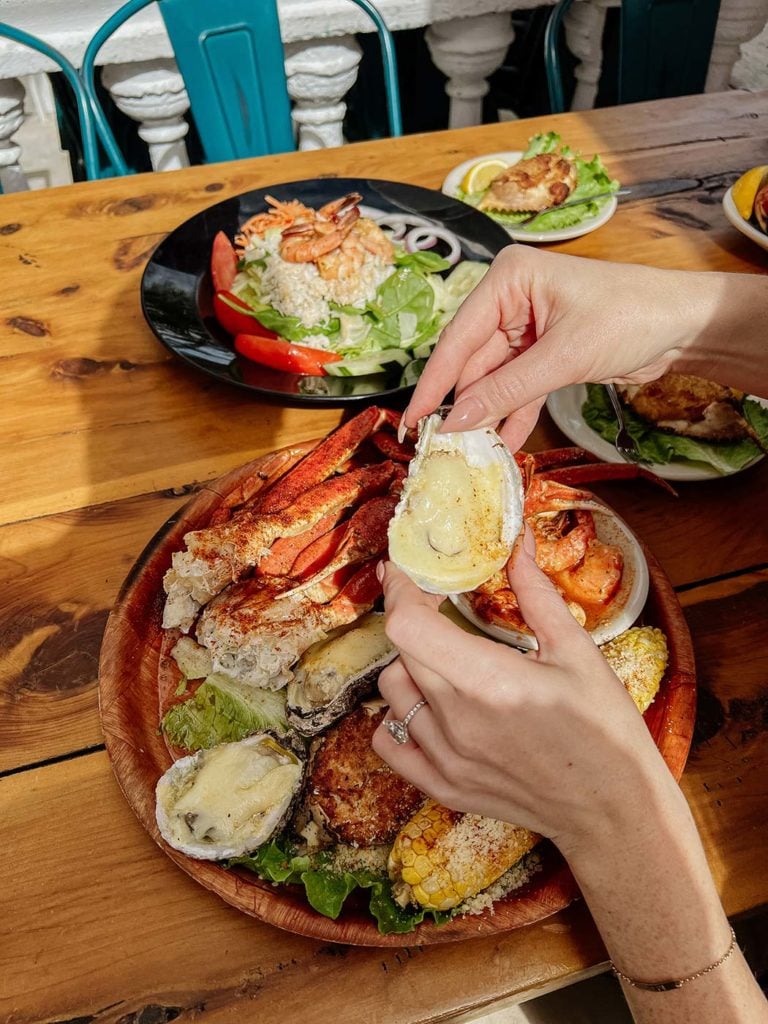 New Year's Day brunch in Miami - CJ's Crab Shack