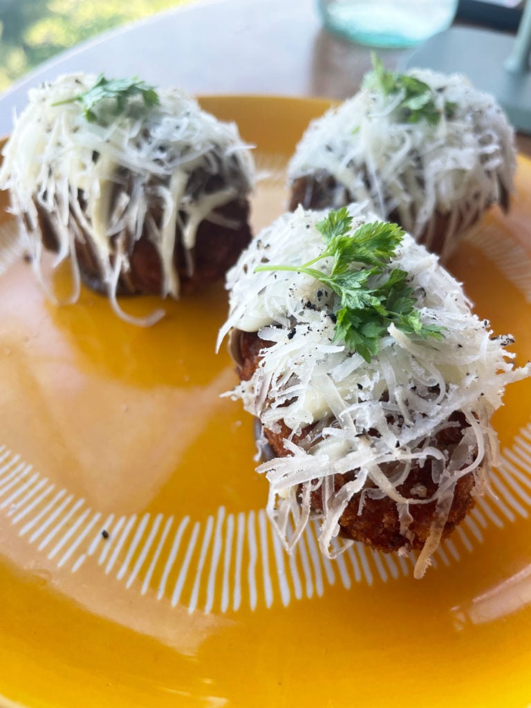 The 10 Best Rooftop Restaurants in Miami The 10 Best Rooftop Restaurants in Miami - Giselle Miami, Level 6 Rooftop, MILA, Rosa Sky Miami, Serena Rooftop, Sugar East Miami, Terras, The Citadel, Watr at the 1 Rooftop - October 2025