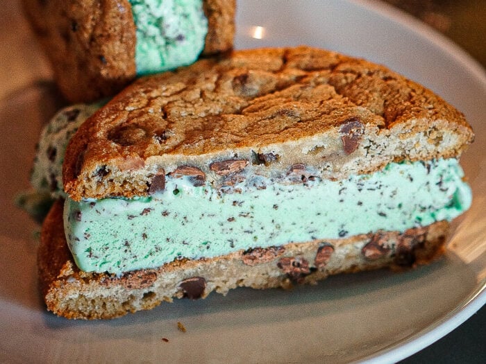 Mint Chipwich